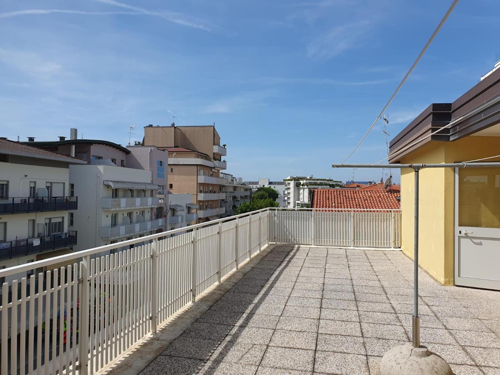 Condominio Torino - Petit 22 Caorle Esterno foto